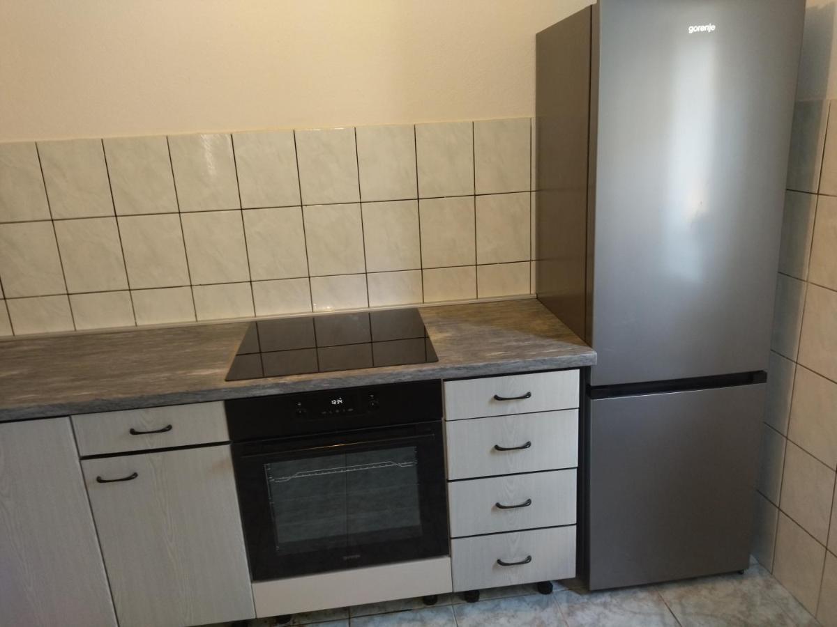 Apartments Veni Up Starigrad Paklenica Luaran gambar