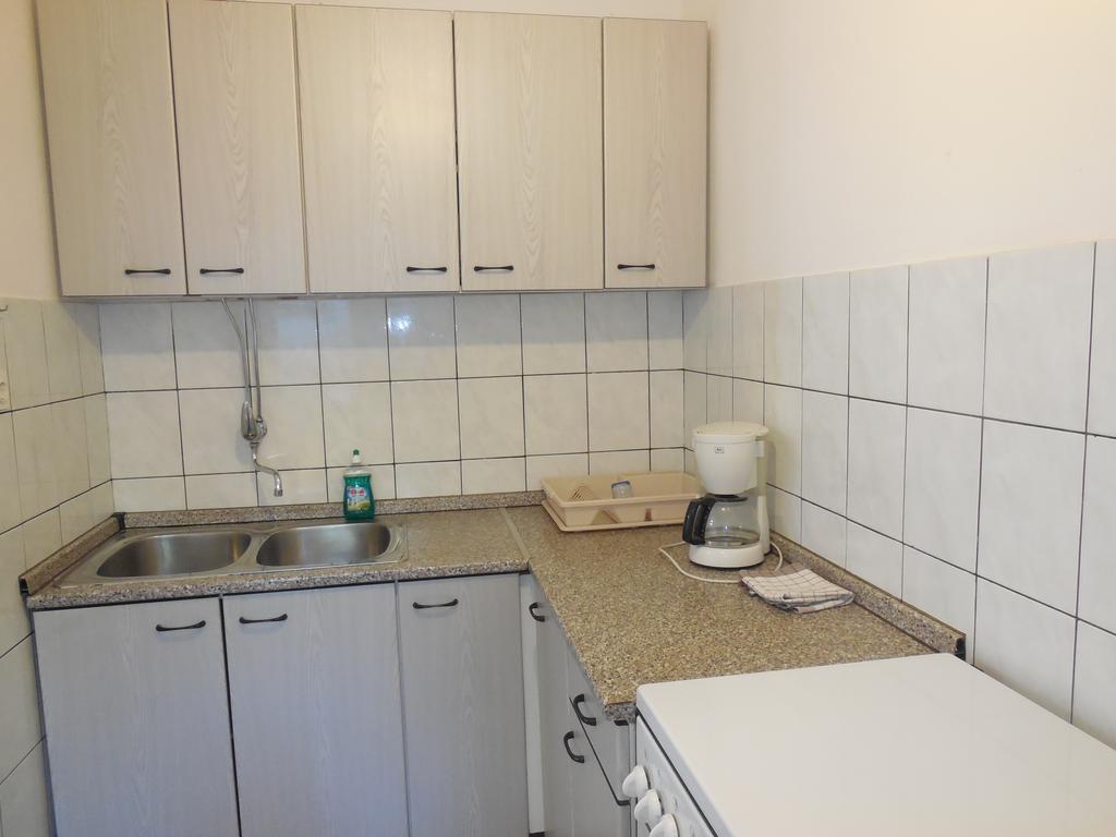 Apartments Veni Up Starigrad Paklenica Luaran gambar
